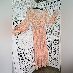 Maxi dress/sheer peach floral + double split skirt frame + built in slip